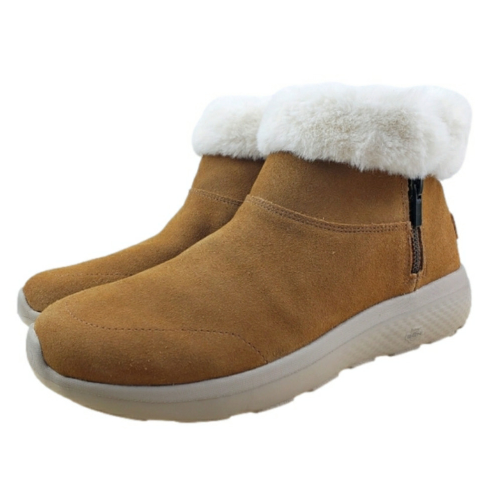 Skechers Women's Goga Mat Boots Faux Fur Lined Yellow Tan Comfort Ankle Boots 9